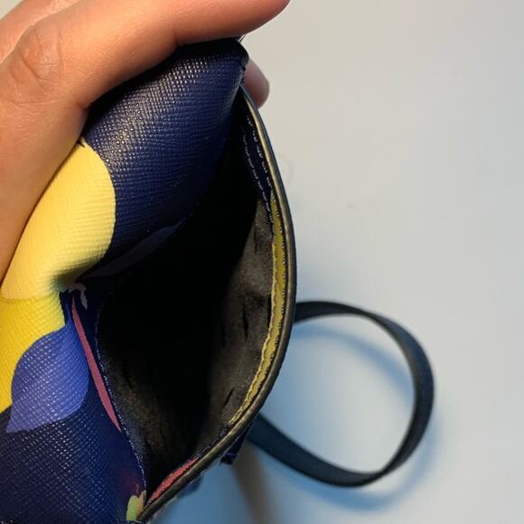 NWT Kate Spade Navy Lemon Print Leather Flap Phone Crossbody - Picture 4 of 4